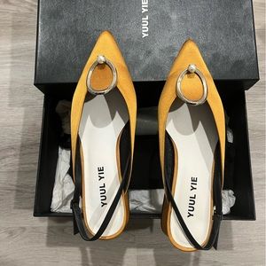 Yuul Yie
Women's Metallic 30mm Sling Back Leather Pumps